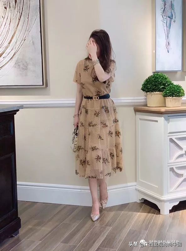 职业装不要西服,职业装穿起来不好看