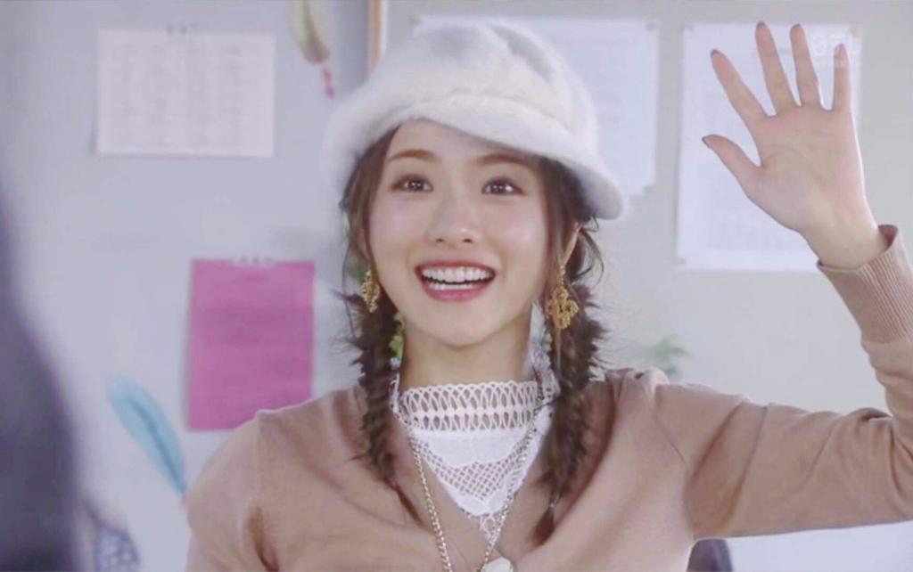 毕业生第一次工作面试自我介绍,刚毕业面试着装