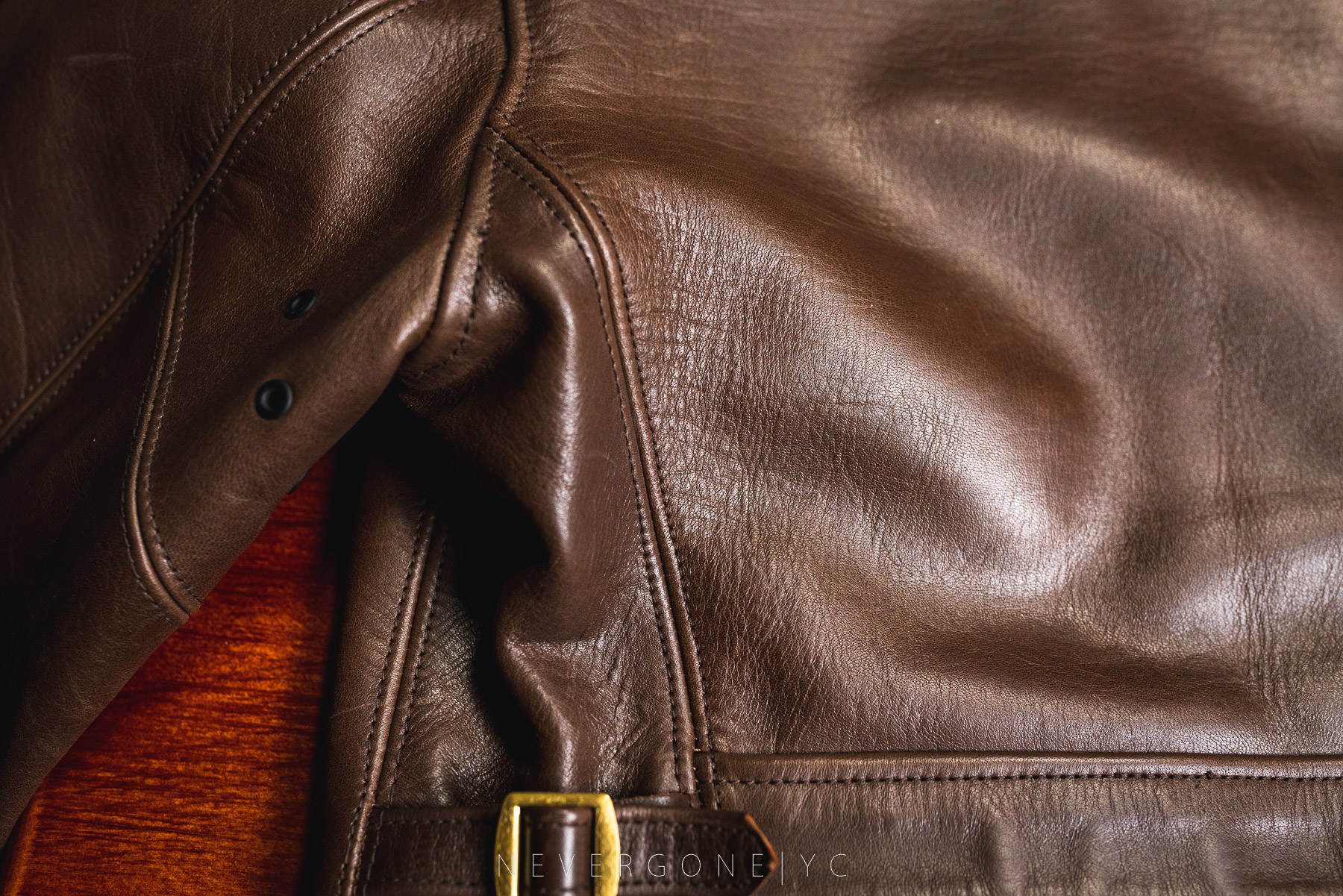 卖2万却不想让人买到的皮衣：AtLastCoLot.670马皮皮衣