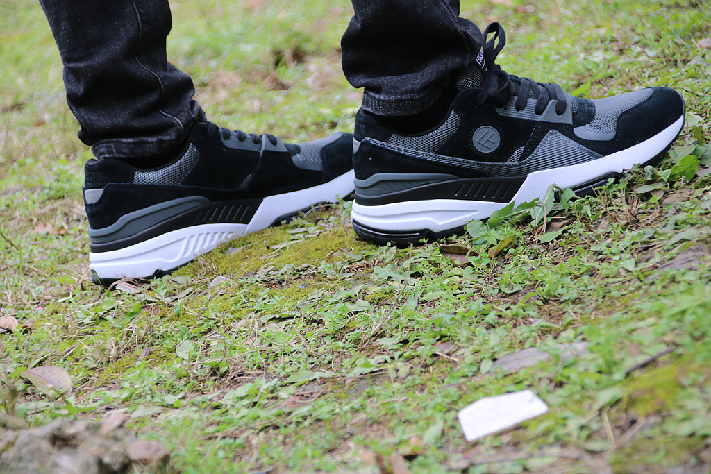 小米新百伦鞋子官方旗舰店直播,小米有品新款预售的板鞋