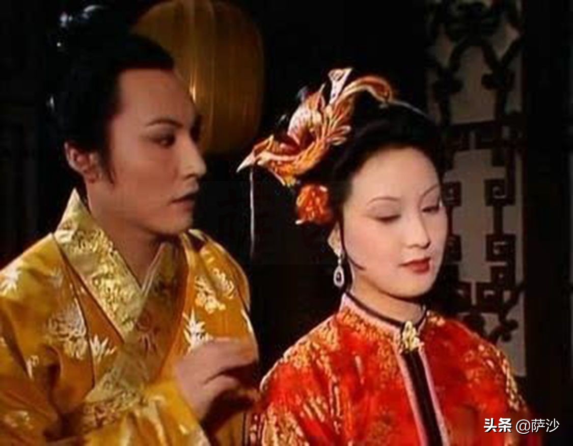 红楼梦中为什么要写焦大这个人物,红楼梦中养小叔子的是谁