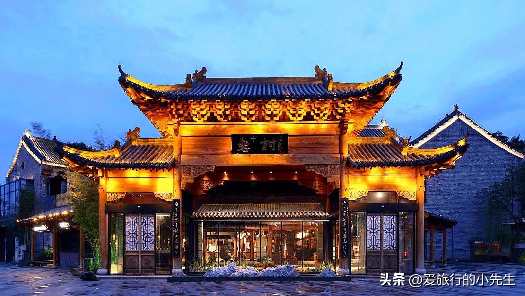 合肥大蜀山附近一条街,大蜀山最吸引人的地方