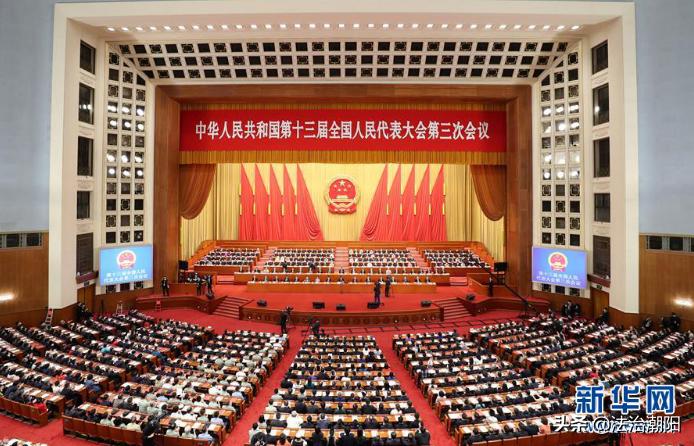 宜宾市老师梁某性侵案最新进展,男教师涉猥亵20名男生案开庭