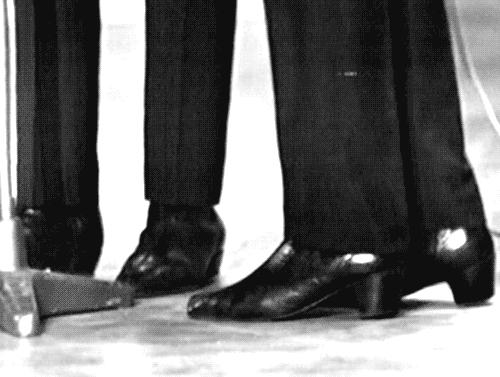 经典切尔西靴秋冬搭配,百变切尔西靴玩转时髦不重样