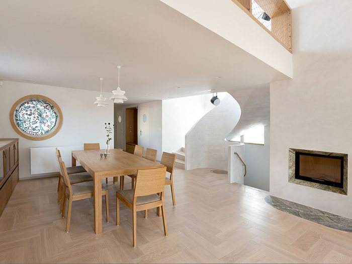 卖地板的销售员赚了你的钱还笑话你，因为你不懂地板颜色怎么选