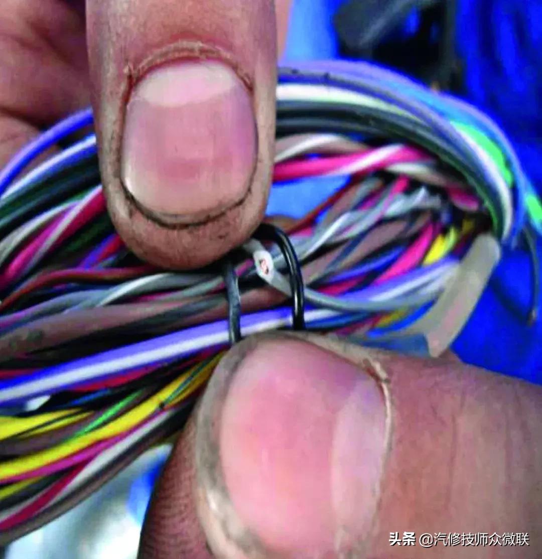 大众水温传感器坏了冷车启动困难,大众发动机故障灯亮氧传感器坏了