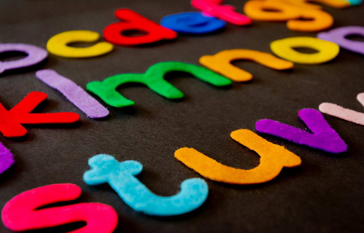 腭裂的孩子说话不清楚怎么矫正,隐性腭裂的儿童他们怎么说话