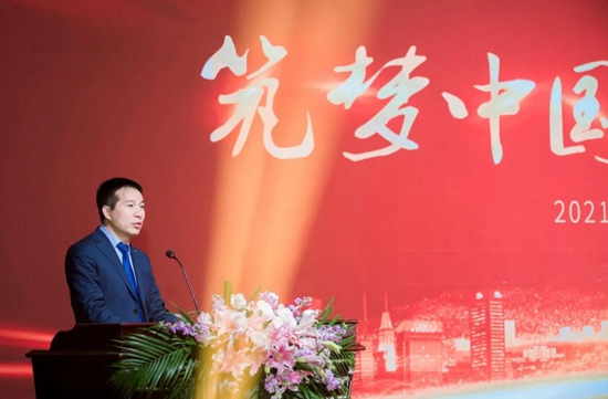 金戈铁马闻征鼓的下一句,金戈铁马闻征鼓只争朝夕启新程