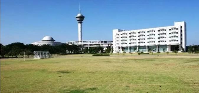 留学泰国西那瓦怎么样,泰国西那瓦国际大学中国留学生