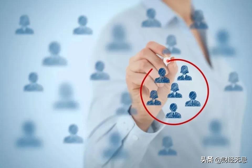 被阿里数字化投喂的老乡鸡怎么飞？