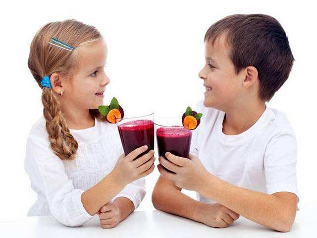 孩子不爱喝水怎么跟家长沟通,孩子不爱喝水怎么办小妙招