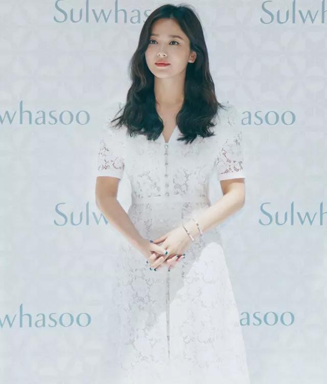 推荐一款韩国女明星同款口红,韩国口红排行榜最好看色