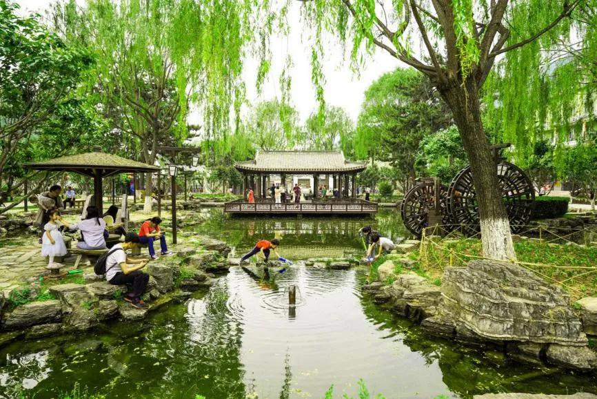 龙庆峡八达岭皇冠假日酒店,龙庆峡国际大酒店预订