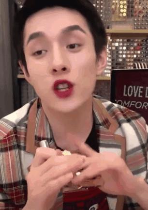 口红一哥宝藏,宝藏男童口红