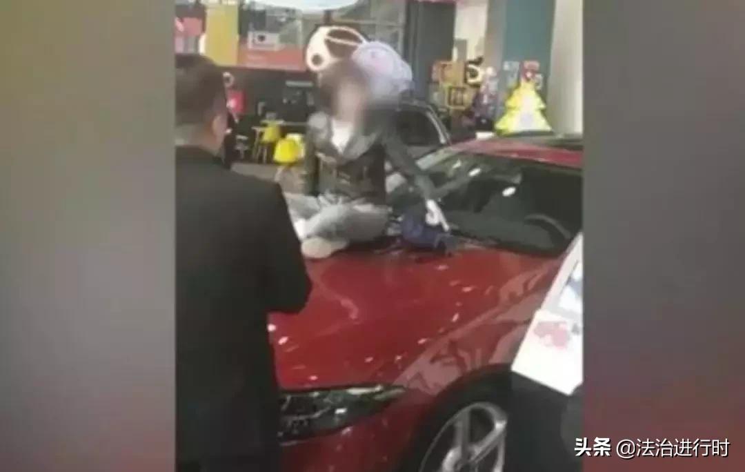 知名色情网站“草榴社区”4名核心成员被抓