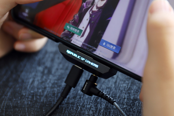 rog游戏手机5用后感受,用了五天的手机卖7500值吗