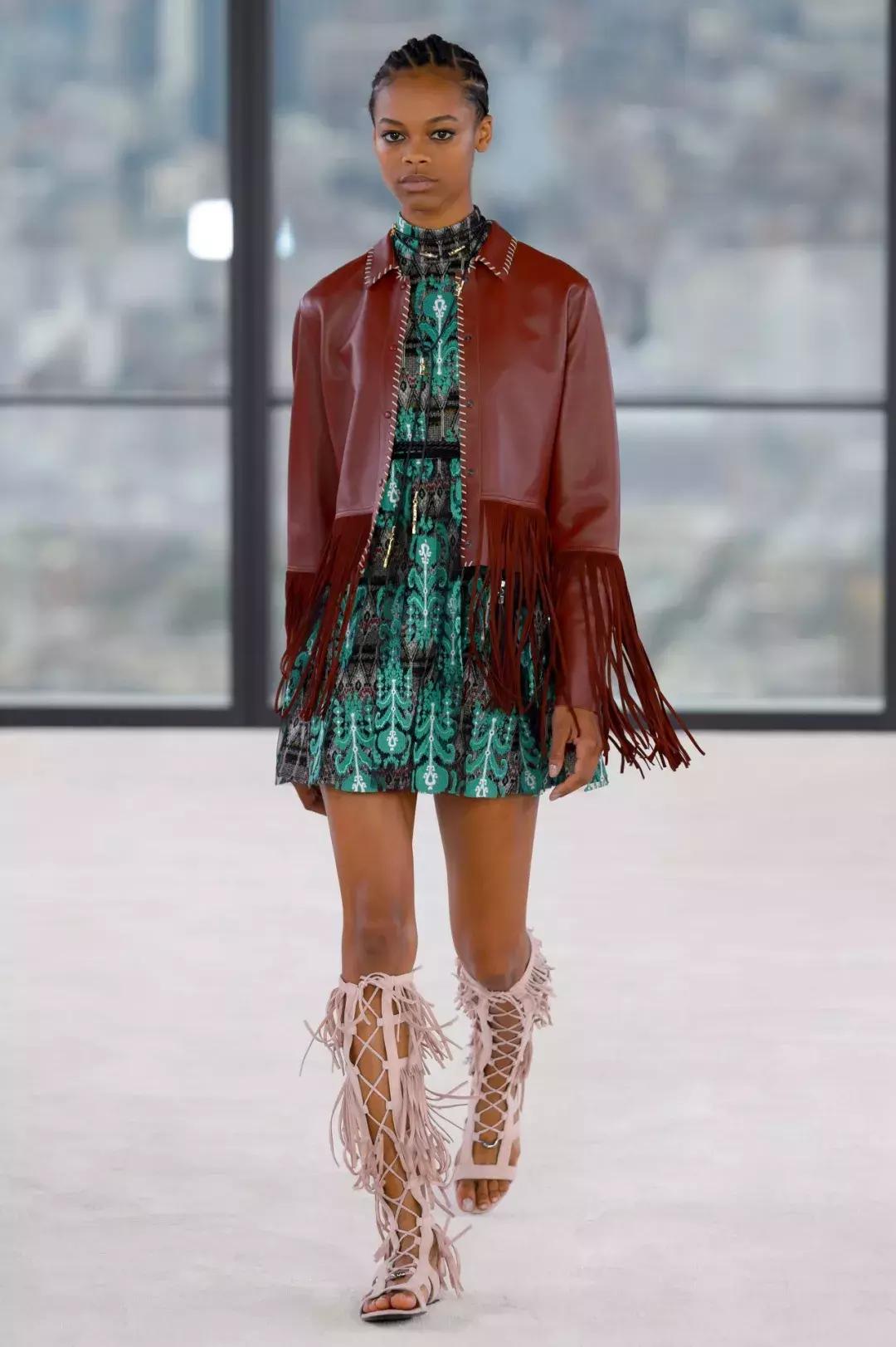 好看的貂皮毛女装,集齐七色召唤