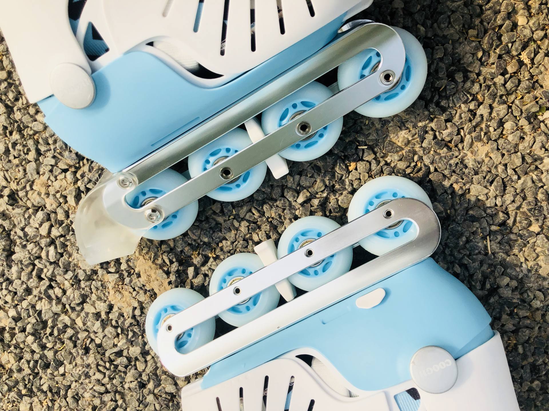 穿上脱不下来的溜冰鞋,穿了就不想脱的轮滑鞋