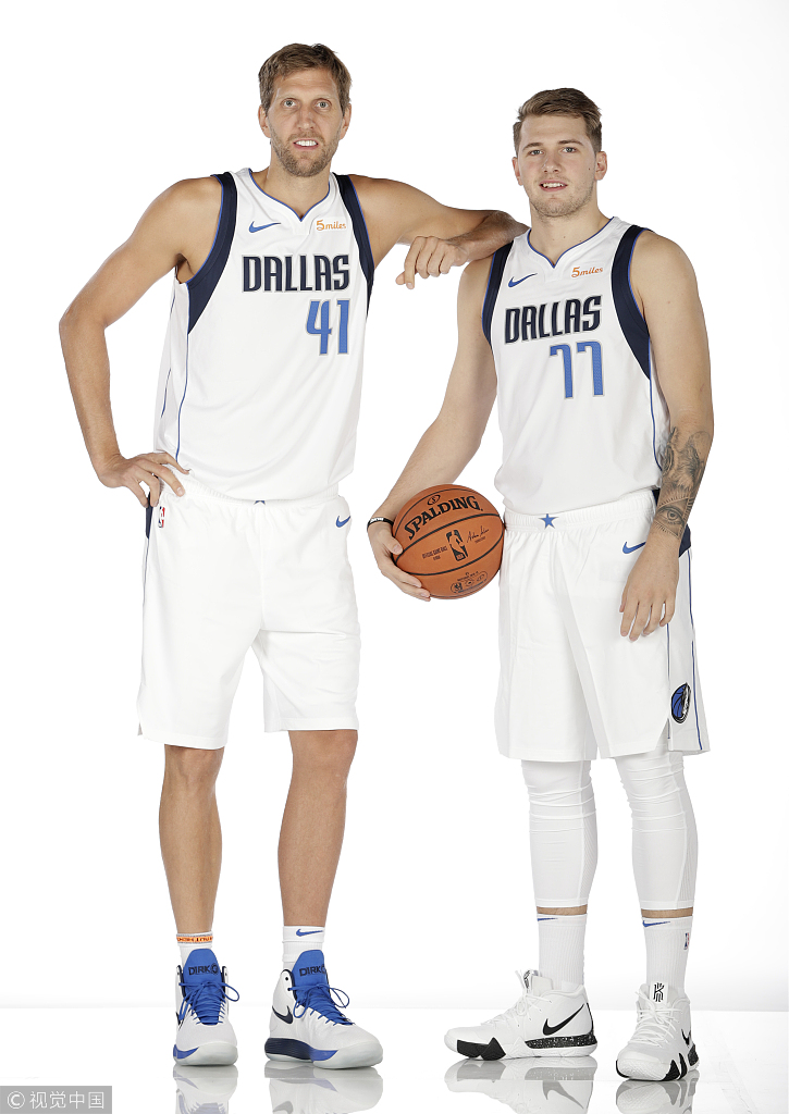 韦德的最新战靴,盘点nba上脚球鞋欧文