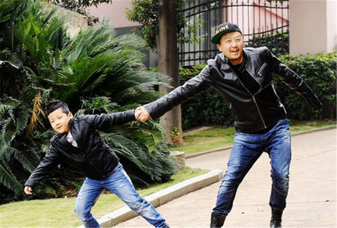 孩子偷拿父母的钱应该怎么惩罚,孩子偷拿爸爸钱怎么教育