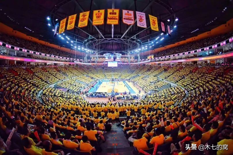 *东王广**朝圣地,苦等举鼎的东莞篮球中心