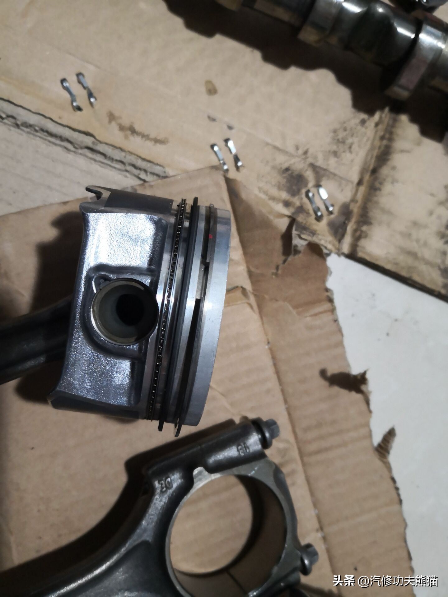 13年奥迪tts多少公里烧机油,奥迪tts急加速故障灯