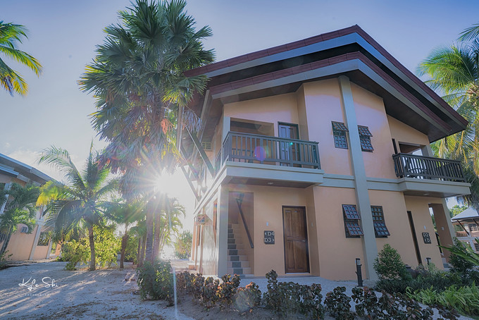 在海洋上与世隔绝的小岛,到大海里面就找一个小岛去生活