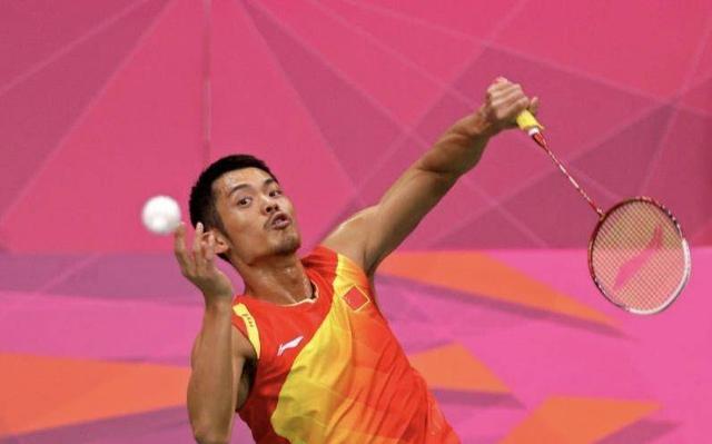 林丹退役鞋,林丹退役大赛服