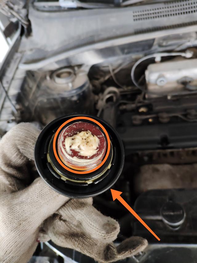 智跑发动机冷车怠速抖动怎么解决,老款起亚智跑有敲缸问题