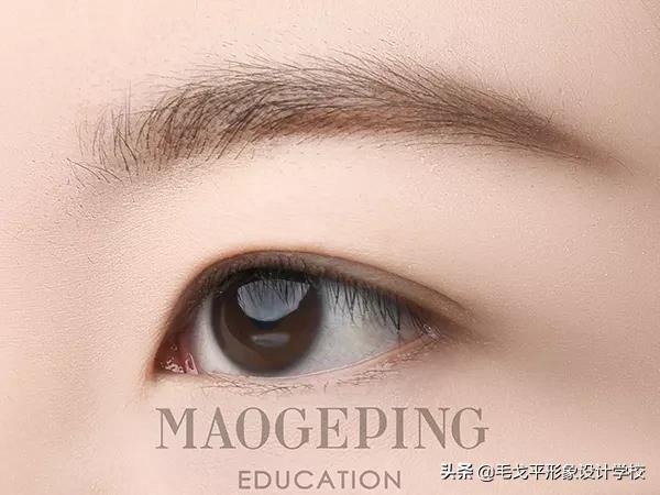 正确的修眉画眉方法,简单的修眉技巧和画眉方法