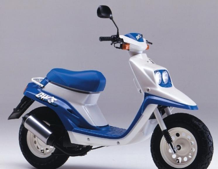 雅马哈adv踏板摩托车整车测评,雅马哈跨界踏板adv150