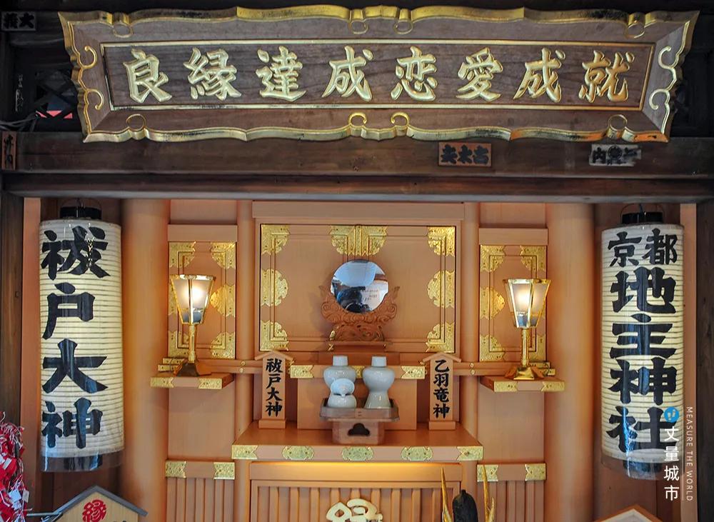 日本京都清水寺庙特殊之处,日本清水寺见证京都千年古韵风采