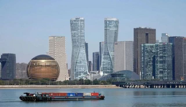 杭州人口超千万，经济总量超1.5万亿元，人均GDP超2万美元