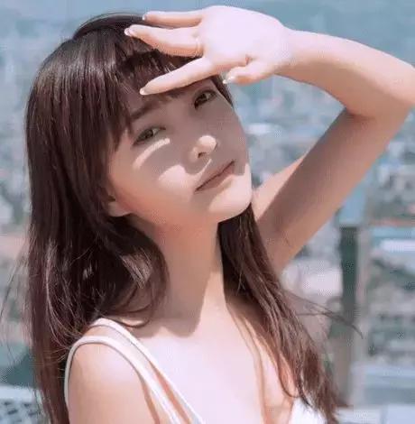 甜馨怎么这么白了,甜馨为啥那么黑