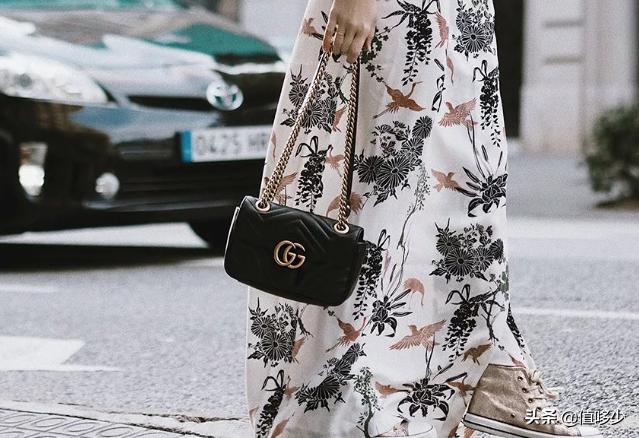 同样的预算买奥迪a3还是q3,同样30万买奥迪还是买大众