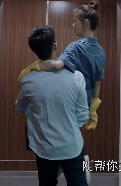 青春创世纪吴谨言黄景瑜合照,青春创世纪黄景瑜表白吴谨言片段