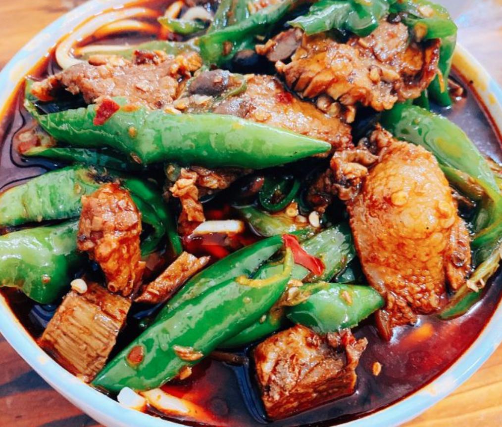 歪老板面馆在什么地方,成都歪老板面馆在什么地方