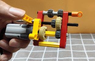 儿童理解汽车构造玩具 (小孩汽车玩具原理)