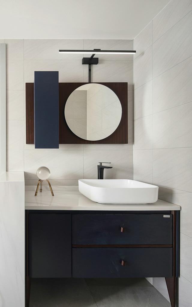 小户型不用电视柜装修效果图,第一次见这么丑的装修不忍直视