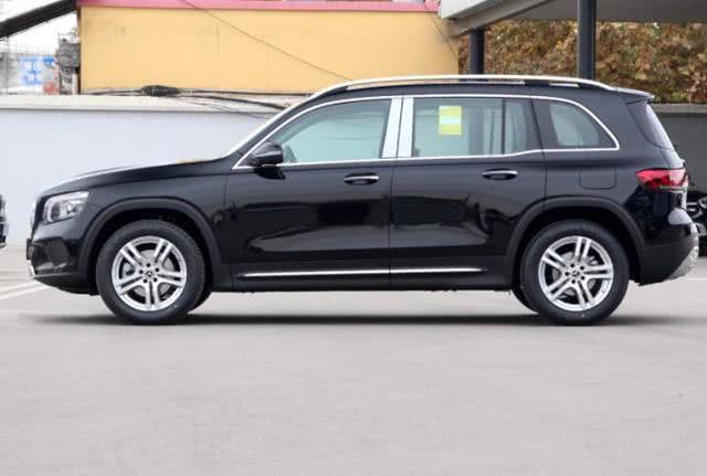 奔驰新款glb上市配置小幅调整,新款奔驰glb正式上市多出配置