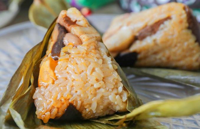 粽子不粘皮的小窍门,粽子软糯极致的小窍门