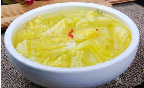 小孩吃糖果吃多了会不会发烧,孩子吃糖就发烧怎么回事