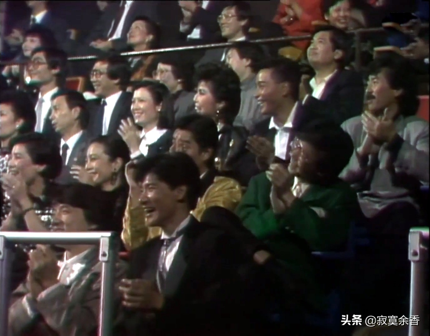 锁定85年群星劲歌荟萃，年轻时代的他们太惊艳太出彩了