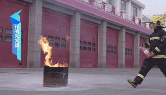 315在行动全程视频丽水,315蓝朋友教你辨别真假消防产品