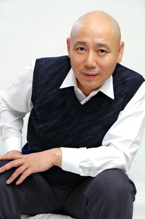 沧桑的李成儒:第二次离婚后重塑精彩人生