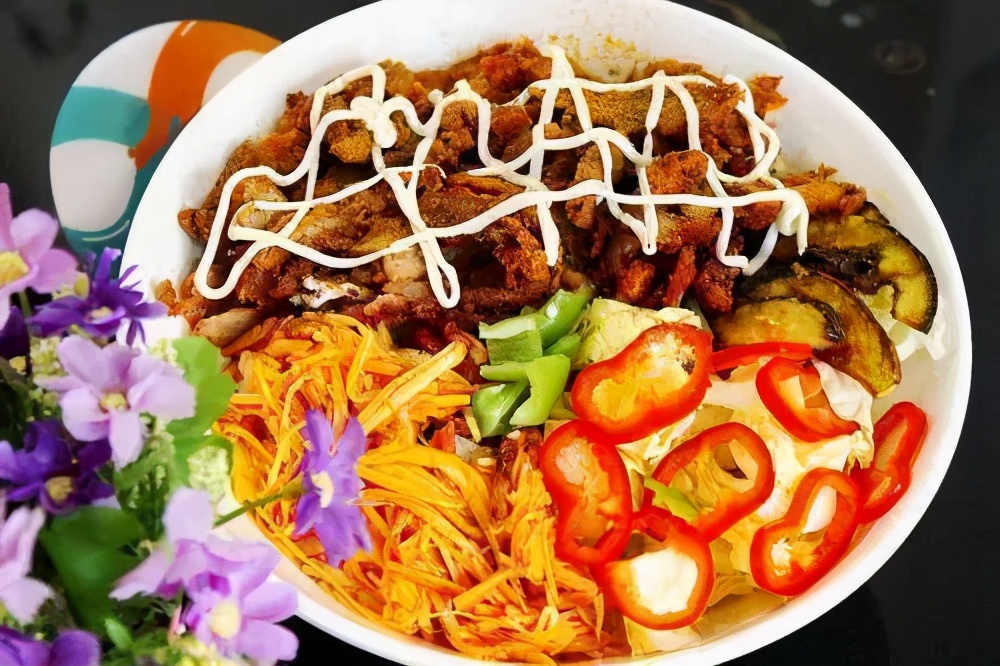 乐享厨亚运村店卖的飘香烤肉拌饭为什么会这么火？