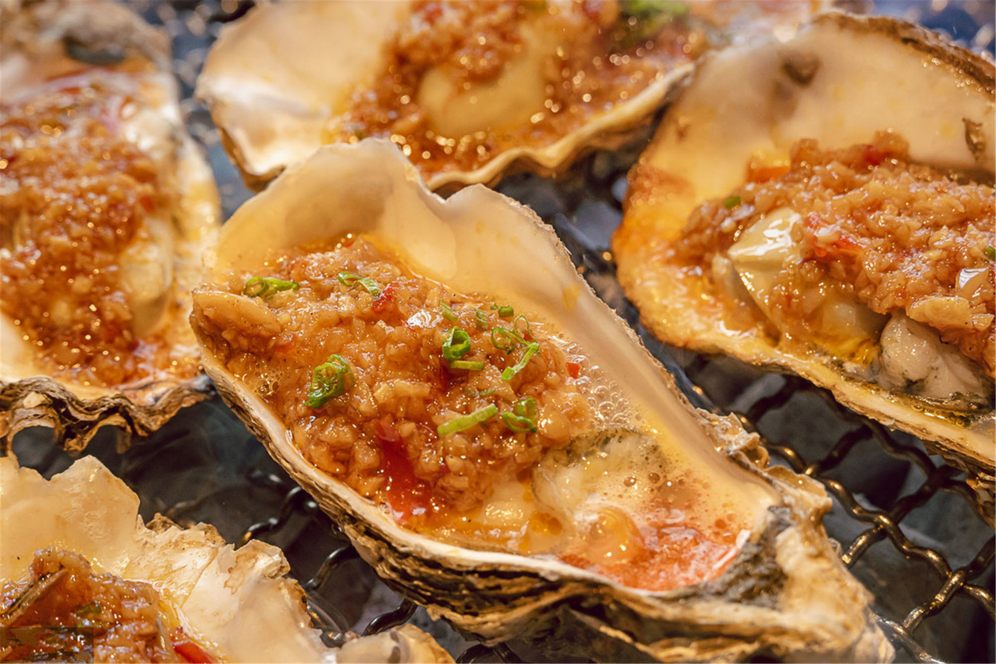 烧烤店烤的烤鱼是什么鱼,饭店的烤鱼都是什么鱼那么便宜