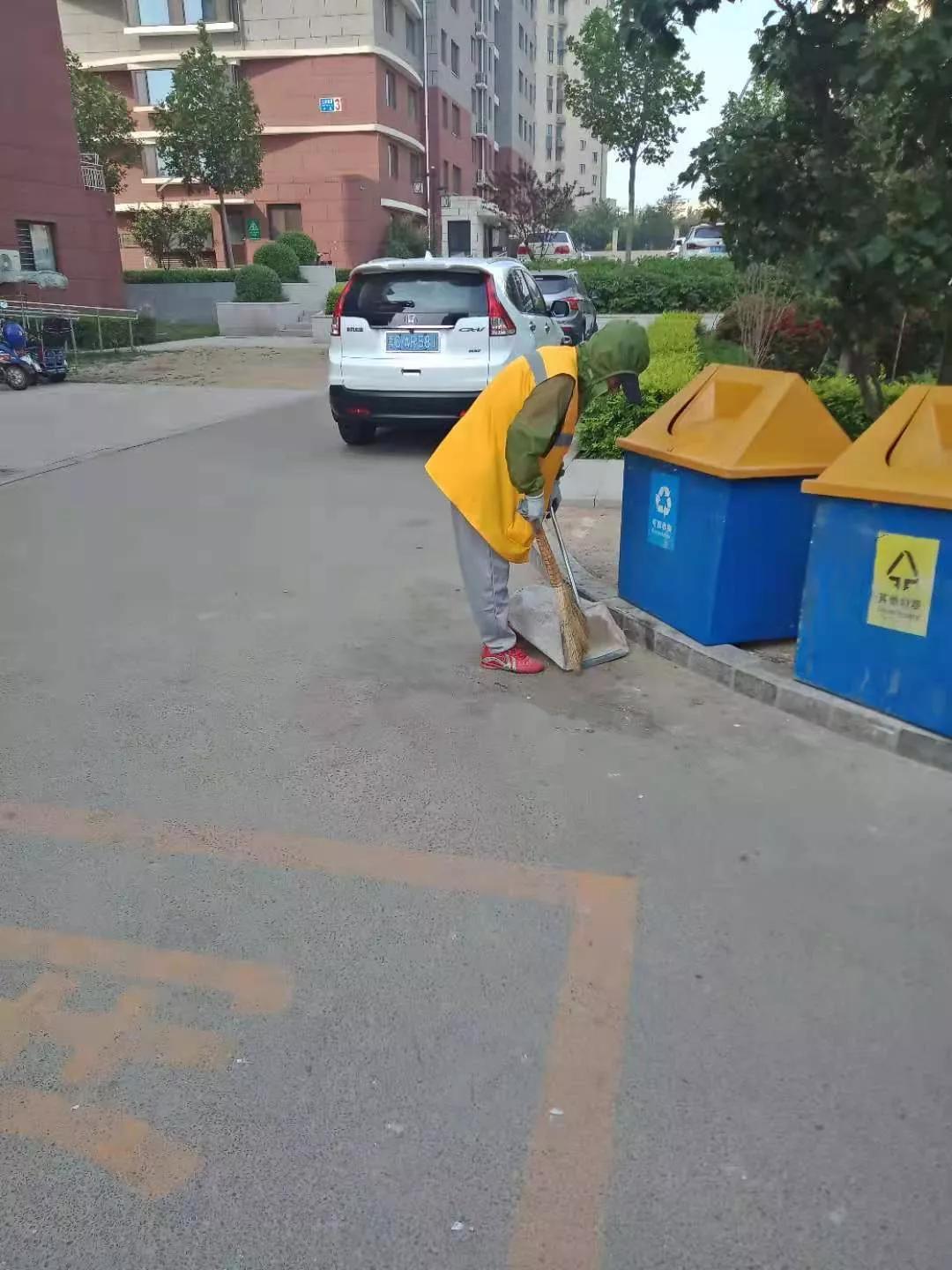 污水井堵了，垃圾没人收……打政务服务便民热线12345