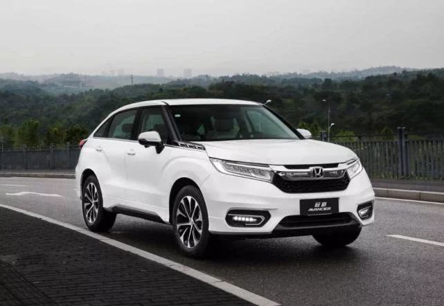 标致206和飞度发动机哪个好,标致206和飞度哪个值得买