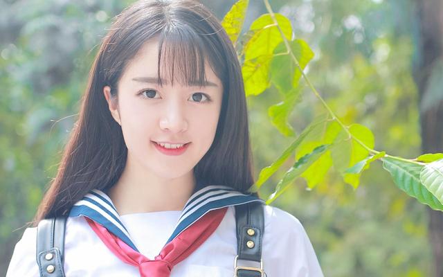 18岁少女，偷用卫生棉条卡住，无奈去医院求助，医生：不能这样用